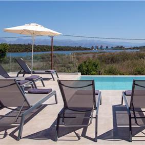 3 bedroom villa with pool & sea view, near Acharavi, sleeps 6